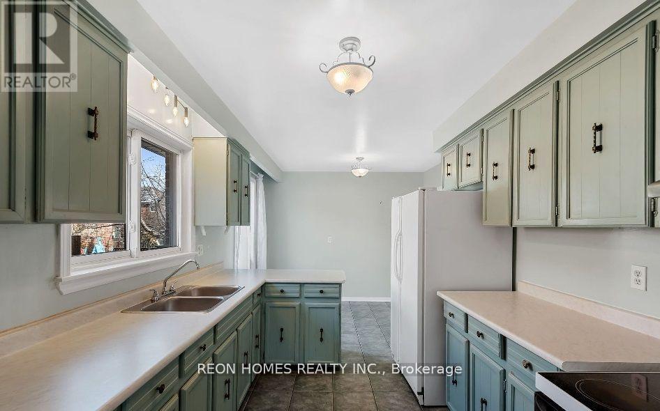 (Main) - 557 Morrish Road, Toronto, Ontario  M1C 1G2 - Photo 5 - E13129920