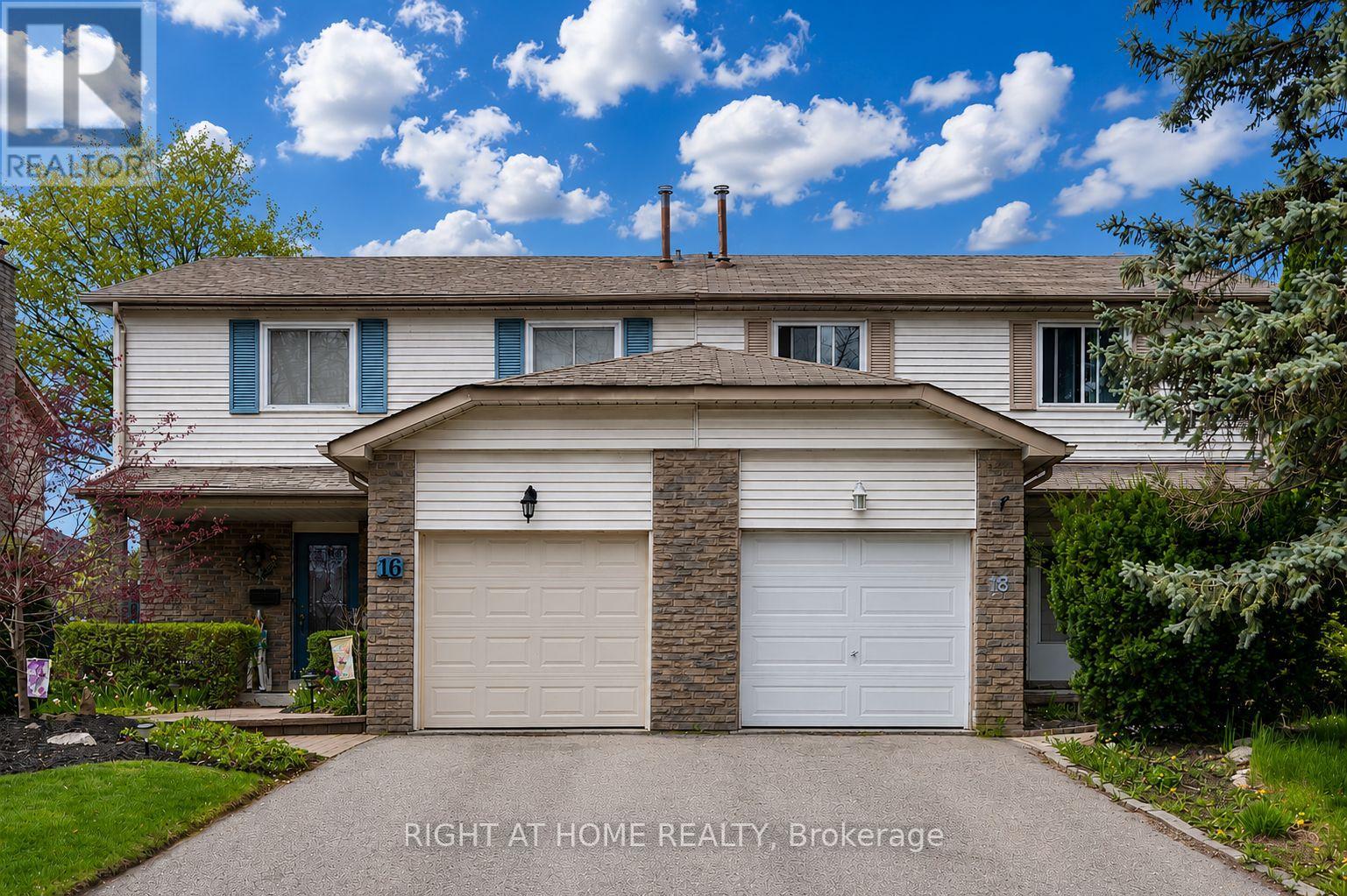 18 Goodfellow Street, Whitby, Ontario  L1P 1C4 - Photo 1 - E13129952