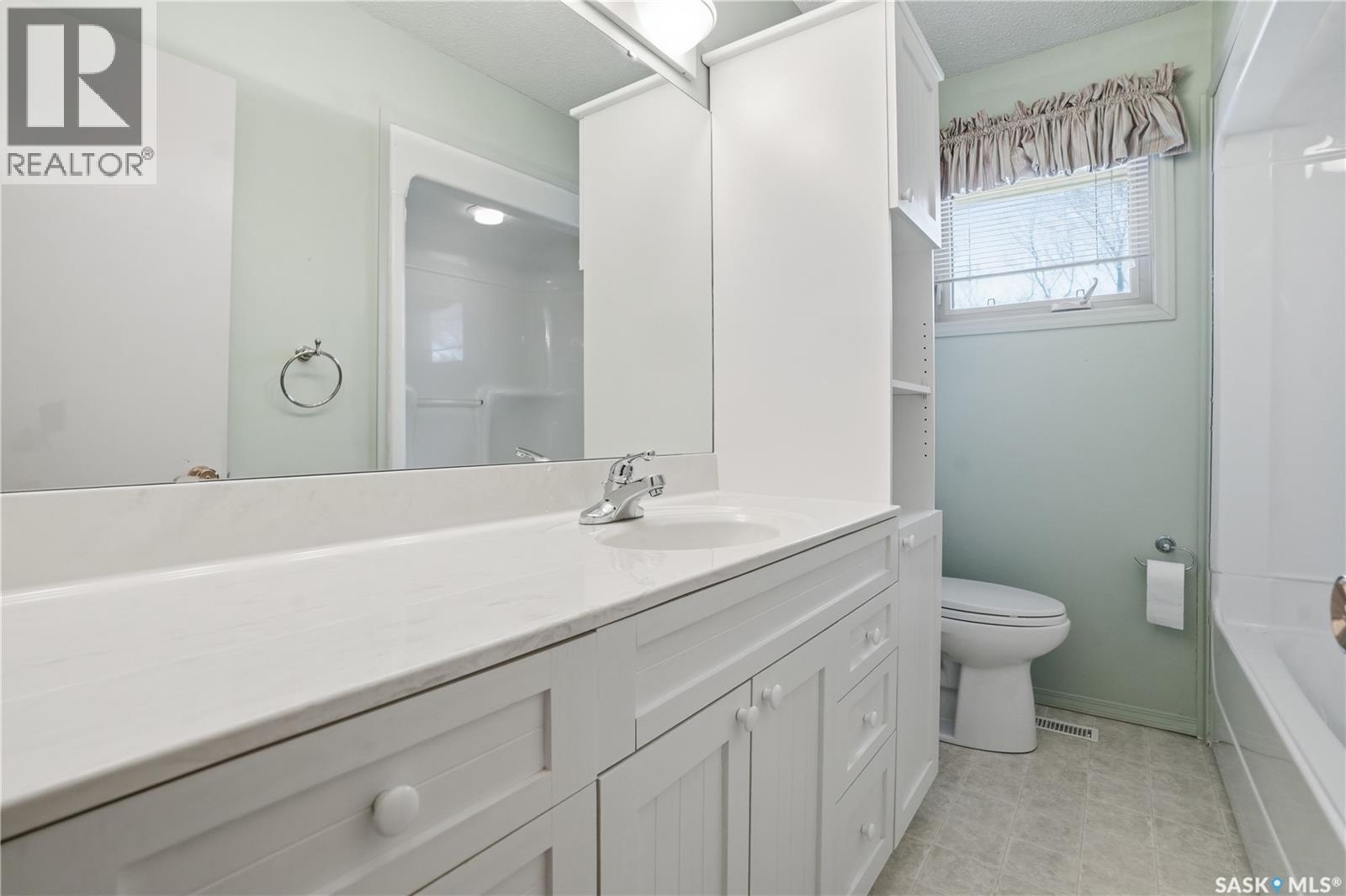 2 Culliton Crescent, Regina, Saskatchewan  S4S 4J6 - Photo 24 - SK035598
