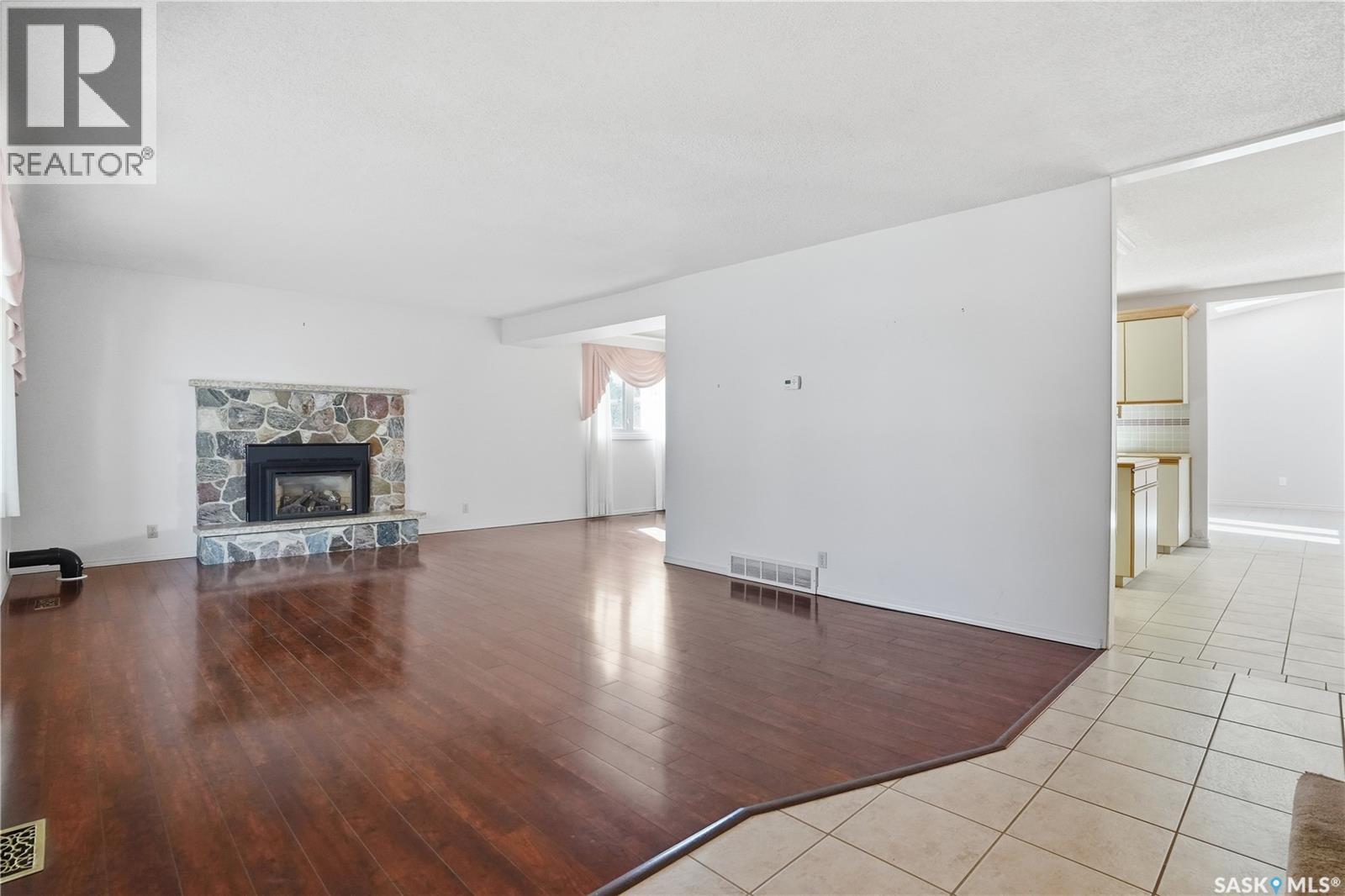 2 Culliton Crescent, Regina, Saskatchewan  S4S 4J6 - Photo 3 - SK035598