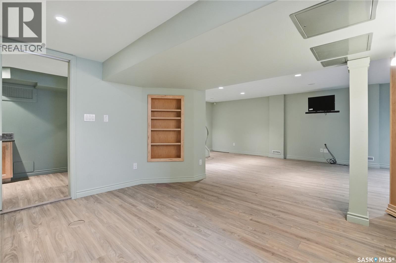 2 Culliton Crescent, Regina, Saskatchewan  S4S 4J6 - Photo 34 - SK035598