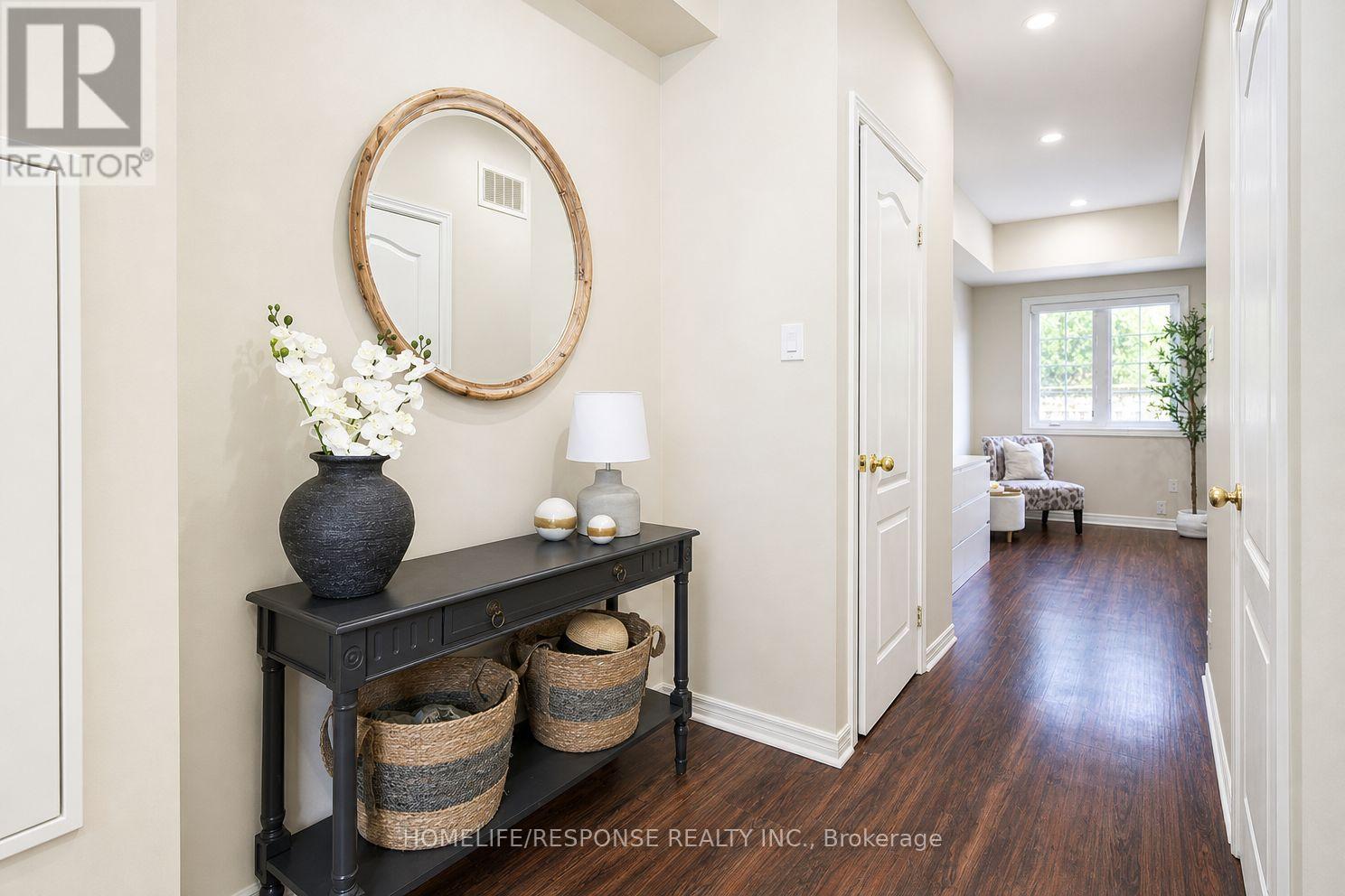 Unit 8 - 15 Old Colony Road, Richmond Hill, Ontario  L4E 4L5 - Photo 16 - N13129856