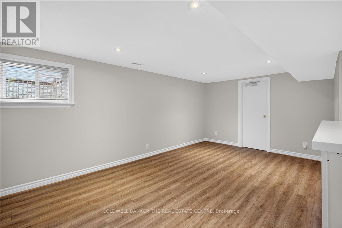 117 Bolton Avenue, Newmarket, Ontario  L3Y 2X3 - Photo 10 - N13129876