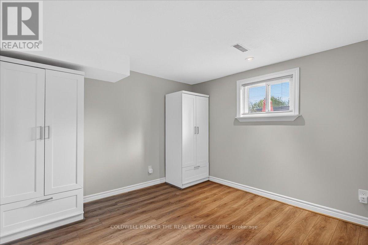 117 Bolton Avenue, Newmarket, Ontario  L3Y 2X3 - Photo 4 - N13129876