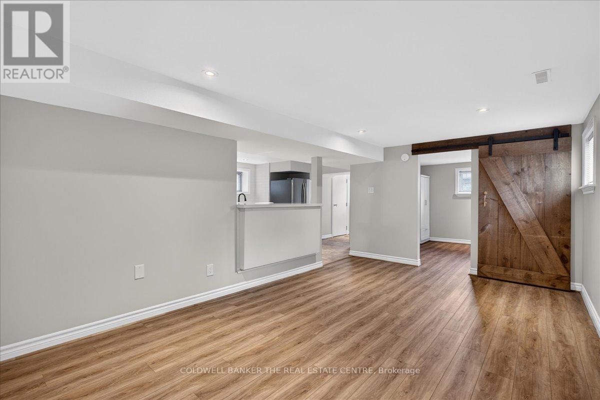 117 Bolton Avenue, Newmarket, Ontario  L3Y 2X3 - Photo 7 - N13129876