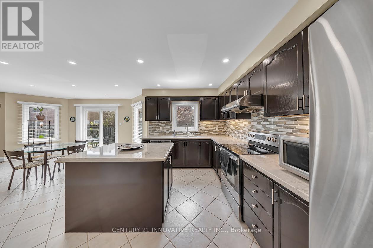42 Kevi Crescent E, Richmond Hill, Ontario  L4B 3C8 - Photo 17 - N13129932