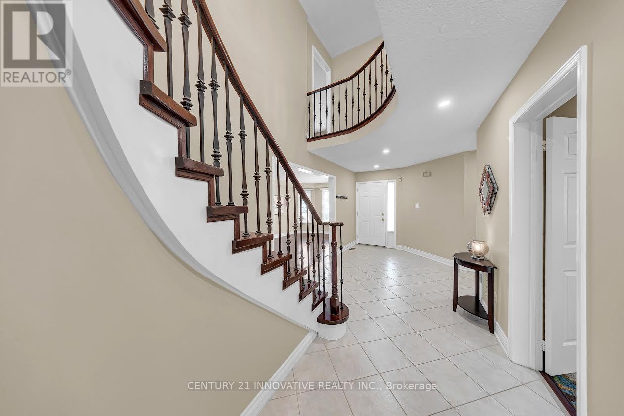 42 Kevi Crescent E, Richmond Hill, Ontario  L4B 3C8 - Photo 21 - N13129932