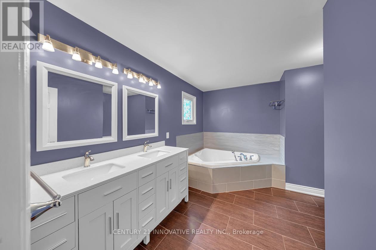42 Kevi Crescent E, Richmond Hill, Ontario  L4B 3C8 - Photo 26 - N13129932