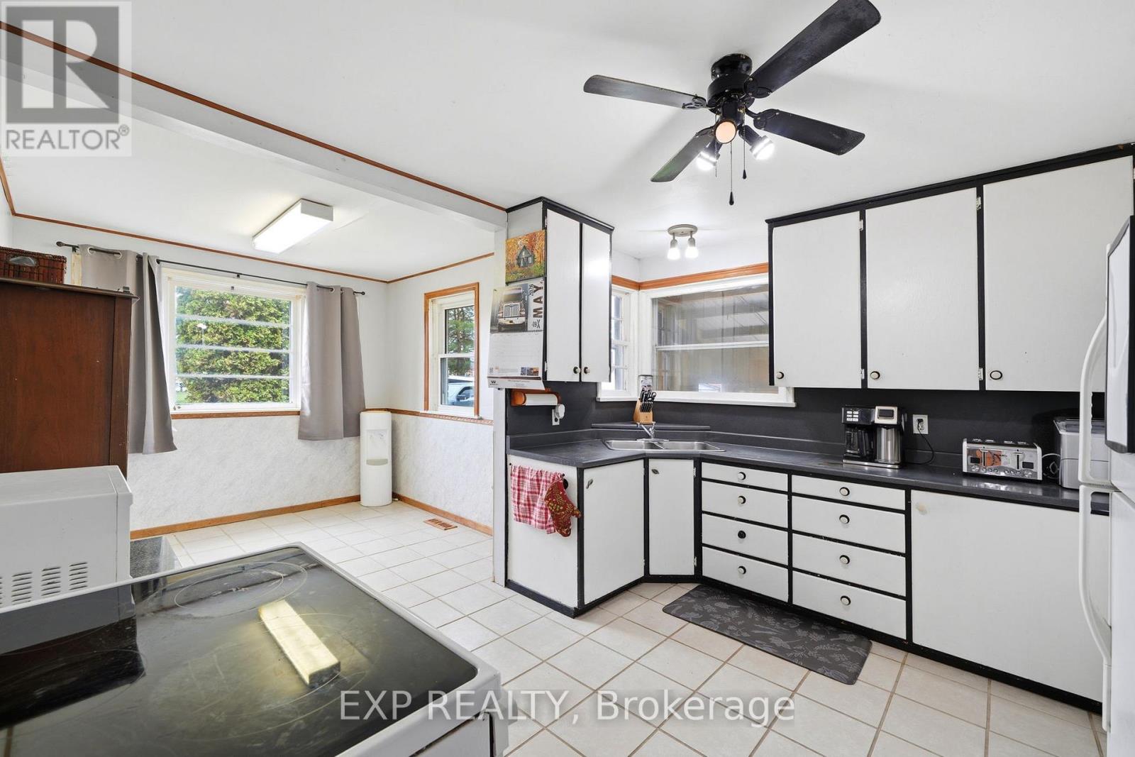 4142 Stewarts Lane, Severn, Ontario  L3V 6H3 - Photo 14 - S13129858