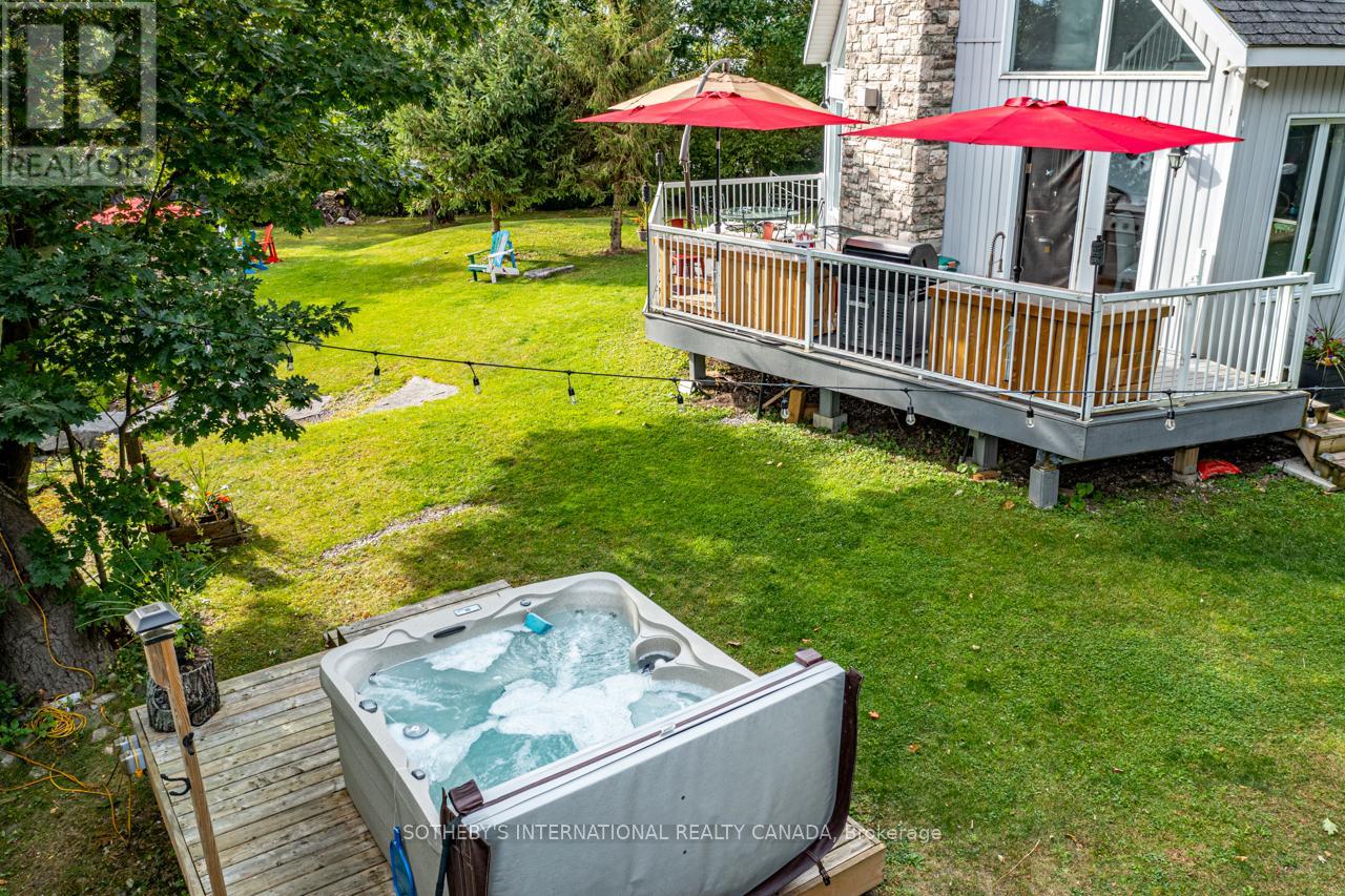 1 & 2 Ivy Lane, Orillia, Ontario  L3V 6H1 - Photo 12 - S13129940