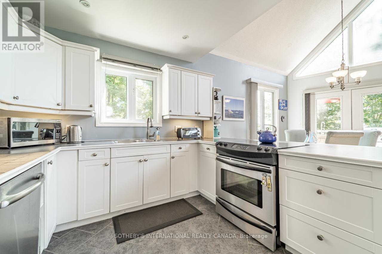 1 & 2 Ivy Lane, Orillia, Ontario  L3V 6H1 - Photo 38 - S13129940