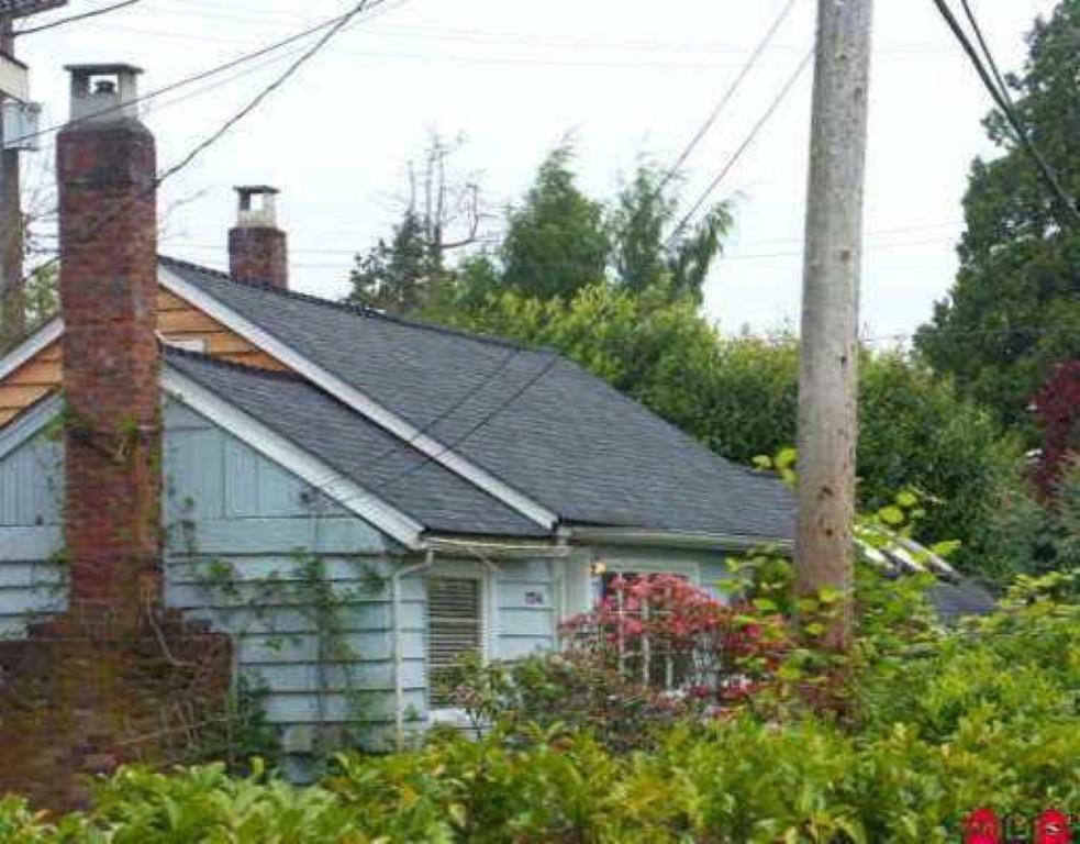 12244 Sullivan Street, Surrey, British Columbia  V4A 3B6 - Photo 2 - R3122107