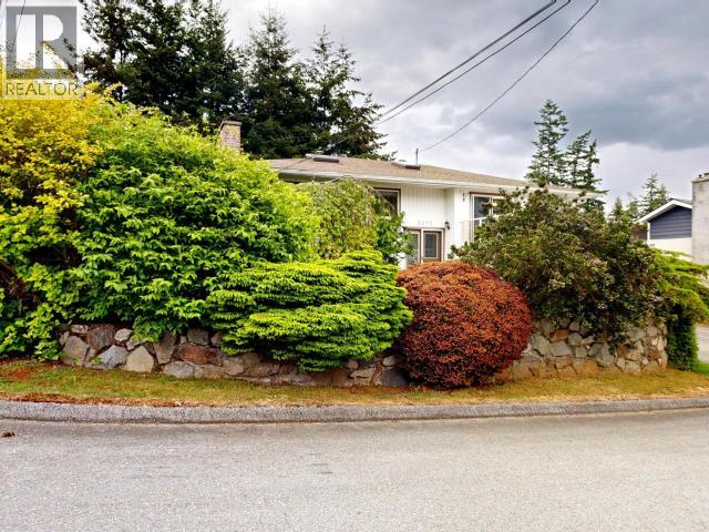 3272 Kootenay Place, Powell River, British Columbia  V8A 1A6 - Photo 27 - 19874
