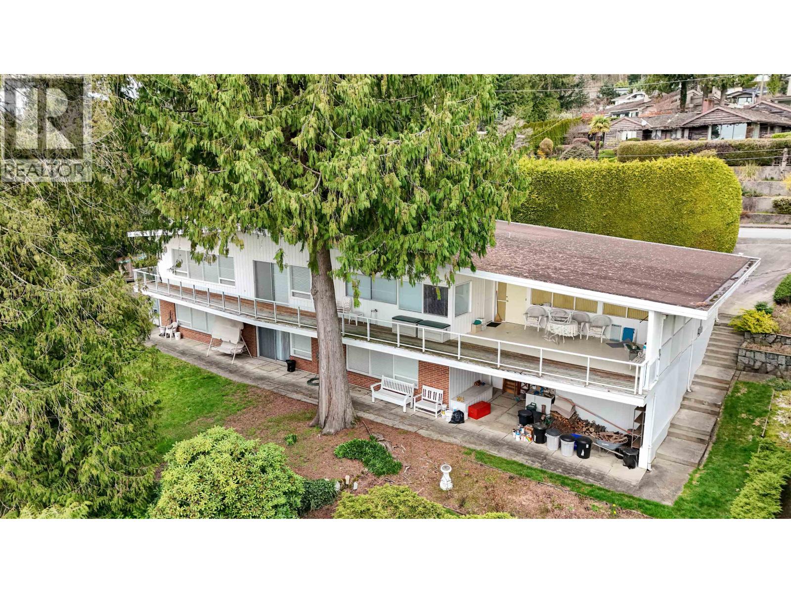 3196 Thompson Place, West Vancouver, British Columbia  V7V 3E4 - Photo 37 - R3123248