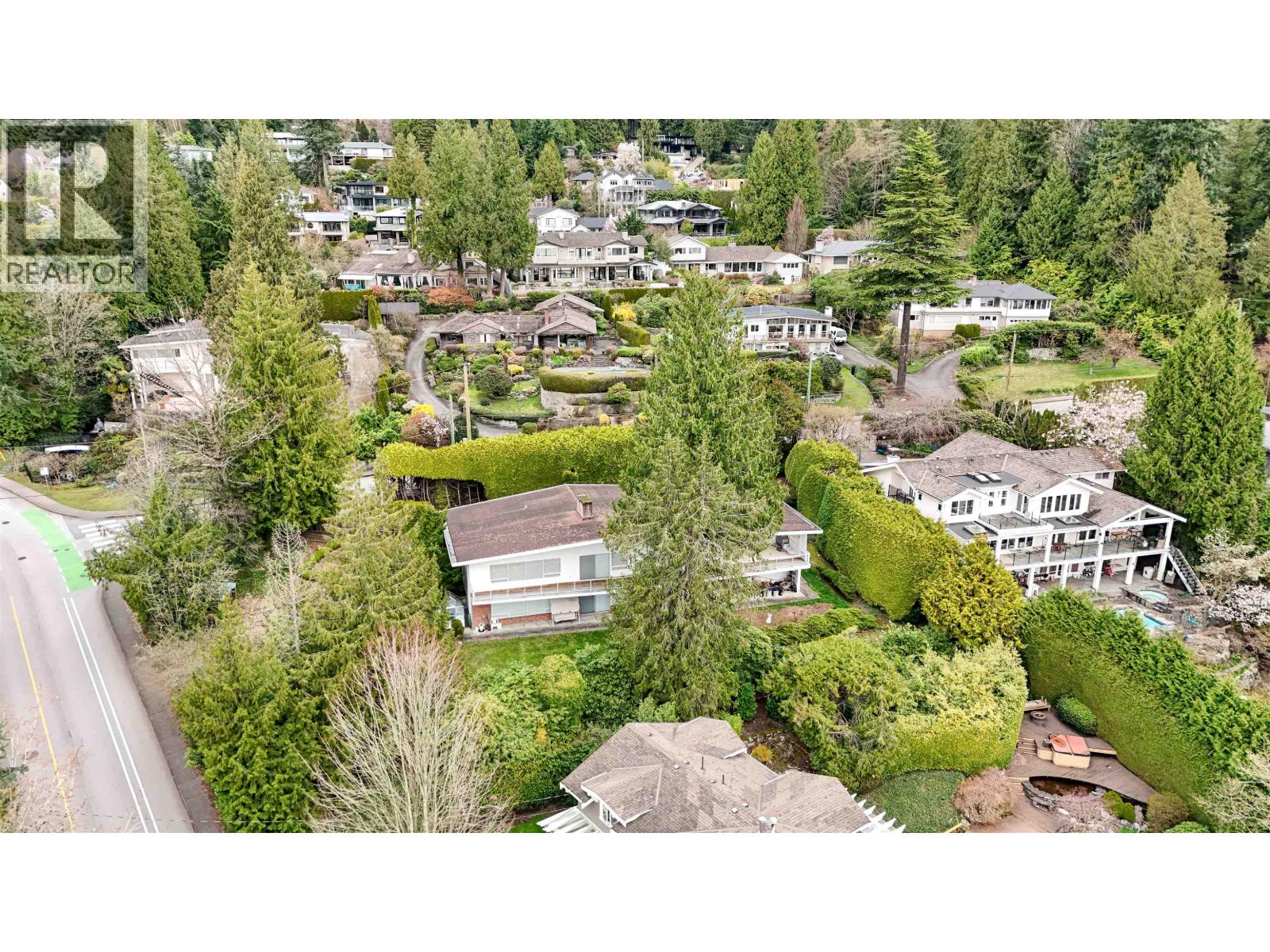 3196 Thompson Place, West Vancouver, British Columbia  V7V 3E4 - Photo 39 - R3123248