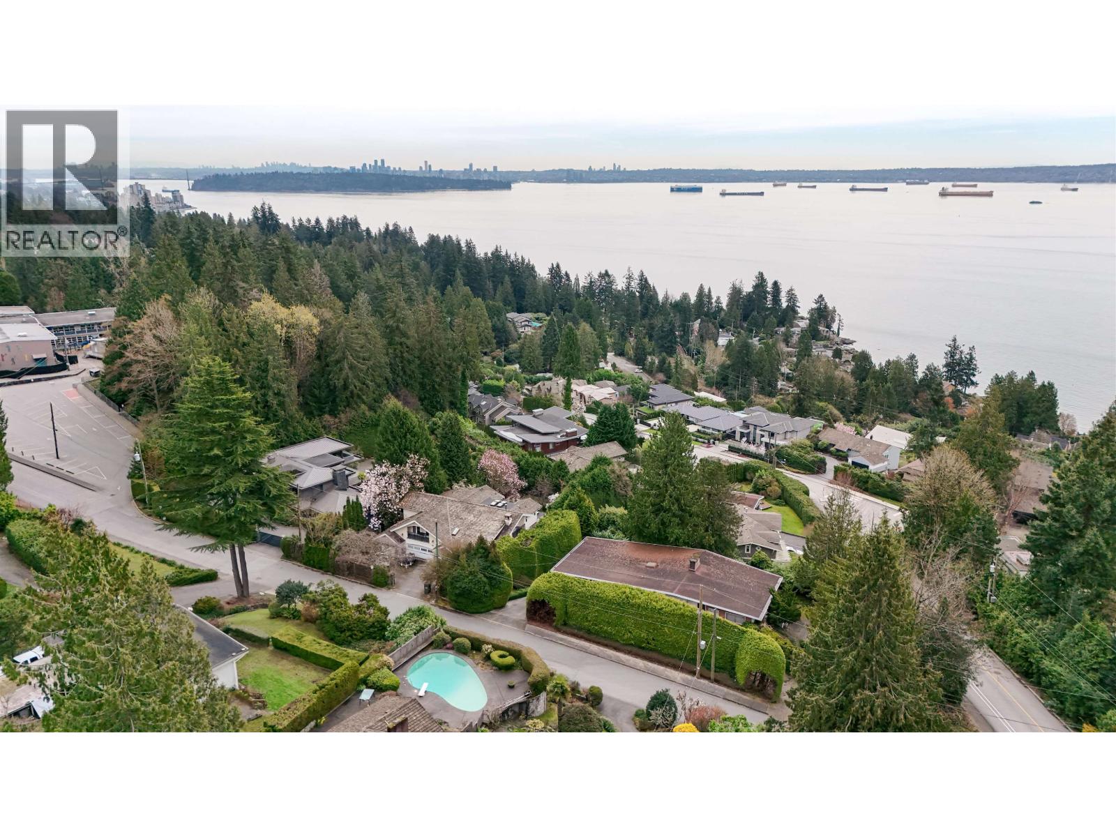 3196 Thompson Place, West Vancouver, British Columbia  V7V 3E4 - Photo 28 - R3123248