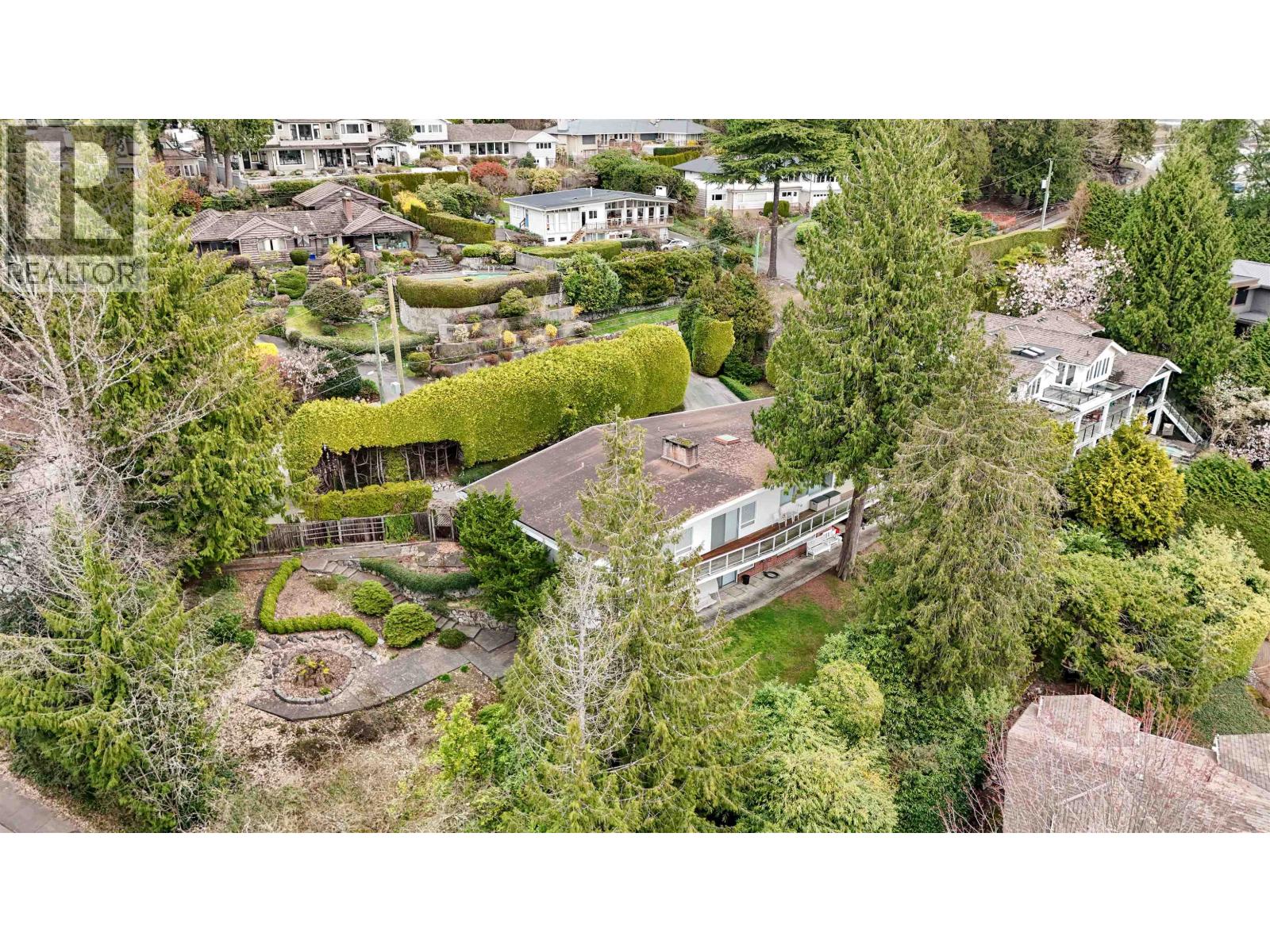 3196 Thompson Place, West Vancouver, British Columbia  V7V 3E4 - Photo 36 - R3123248
