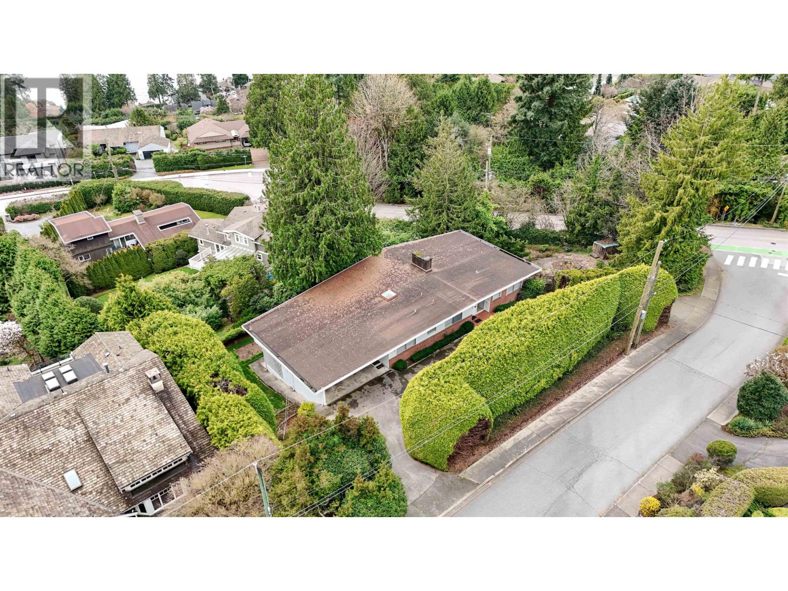 3196 Thompson Place, West Vancouver, British Columbia  V7V 3E4 - Photo 35 - R3123248