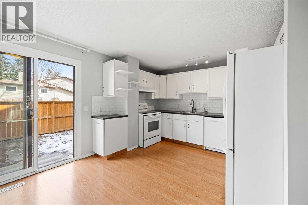 119 Falshire Terrace Ne, Calgary, Alberta  T3J 3B5 - Photo 11 - A2291766
