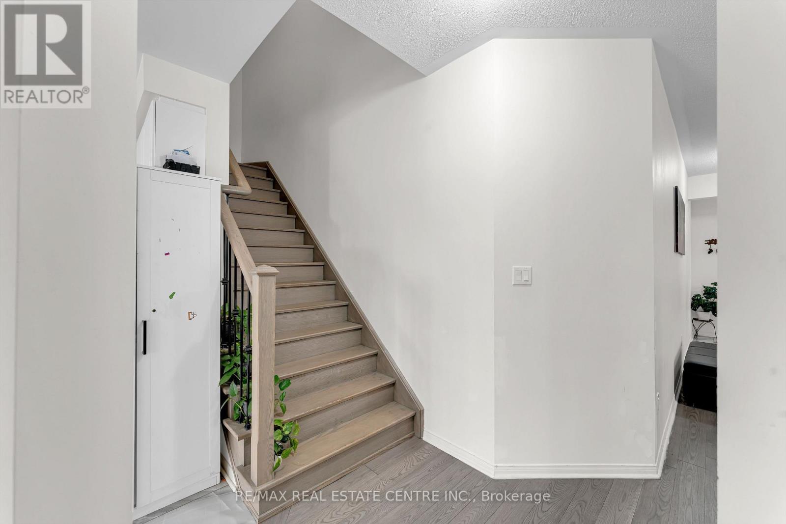 10 Jenna Court, Brampton, Ontario  L6R 3P5 - Photo 14 - W13129880