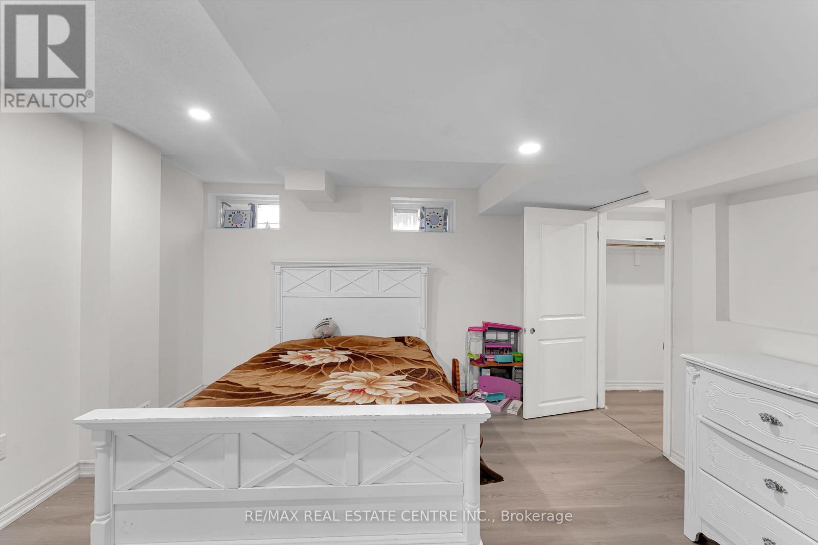 10 Jenna Court, Brampton, Ontario  L6R 3P5 - Photo 29 - W13129880