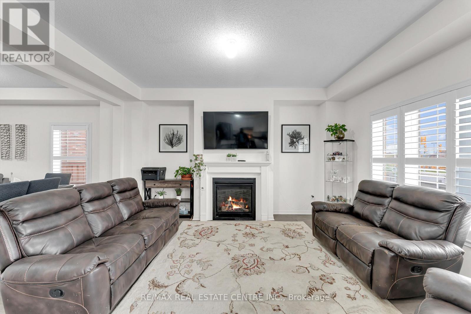10 Jenna Court, Brampton, Ontario  L6R 3P5 - Photo 9 - W13129880