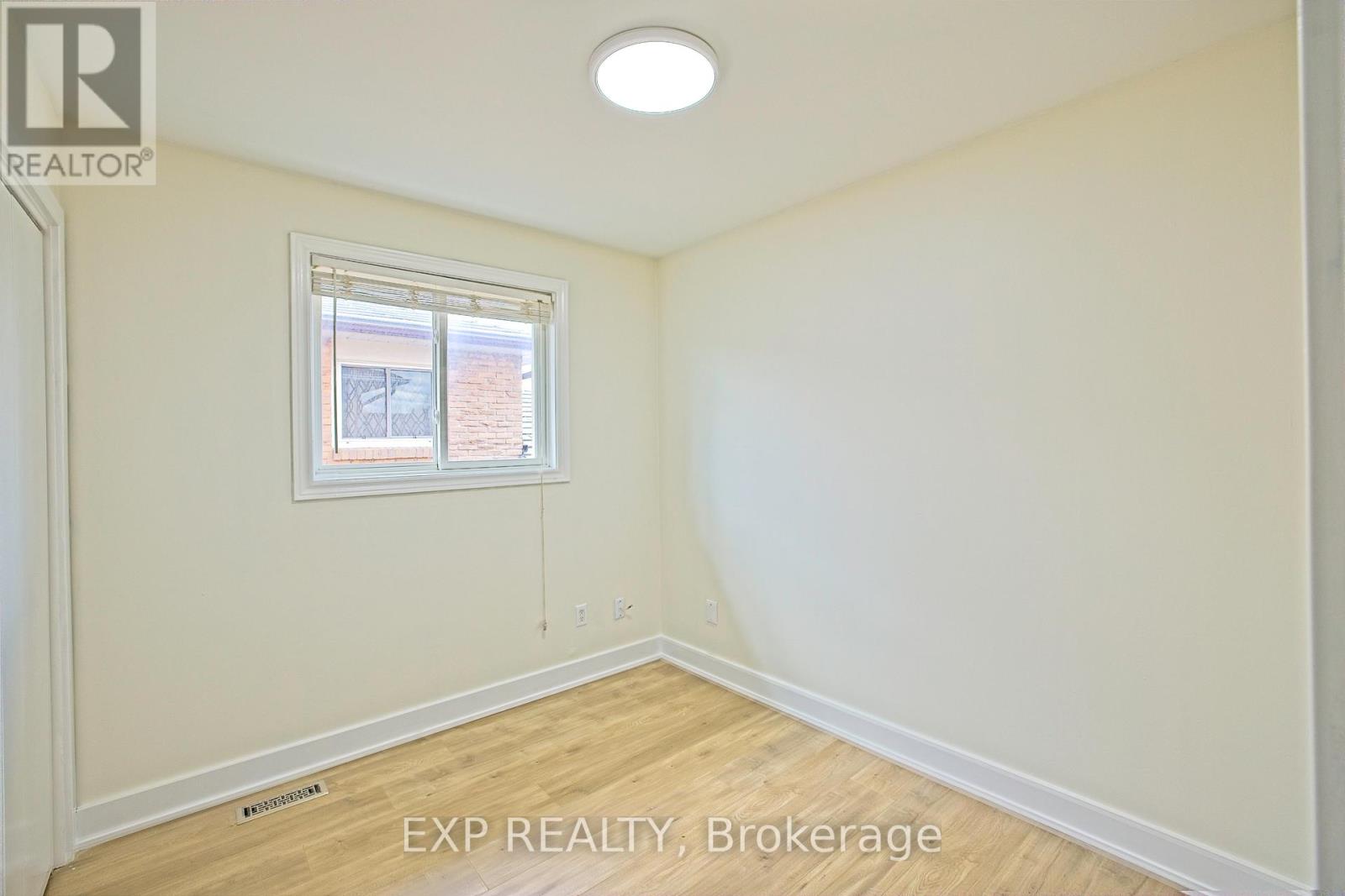 Upper - 4 Fallway Road, Brampton, Ontario  L6V 3H2 - Photo 16 - W13129884