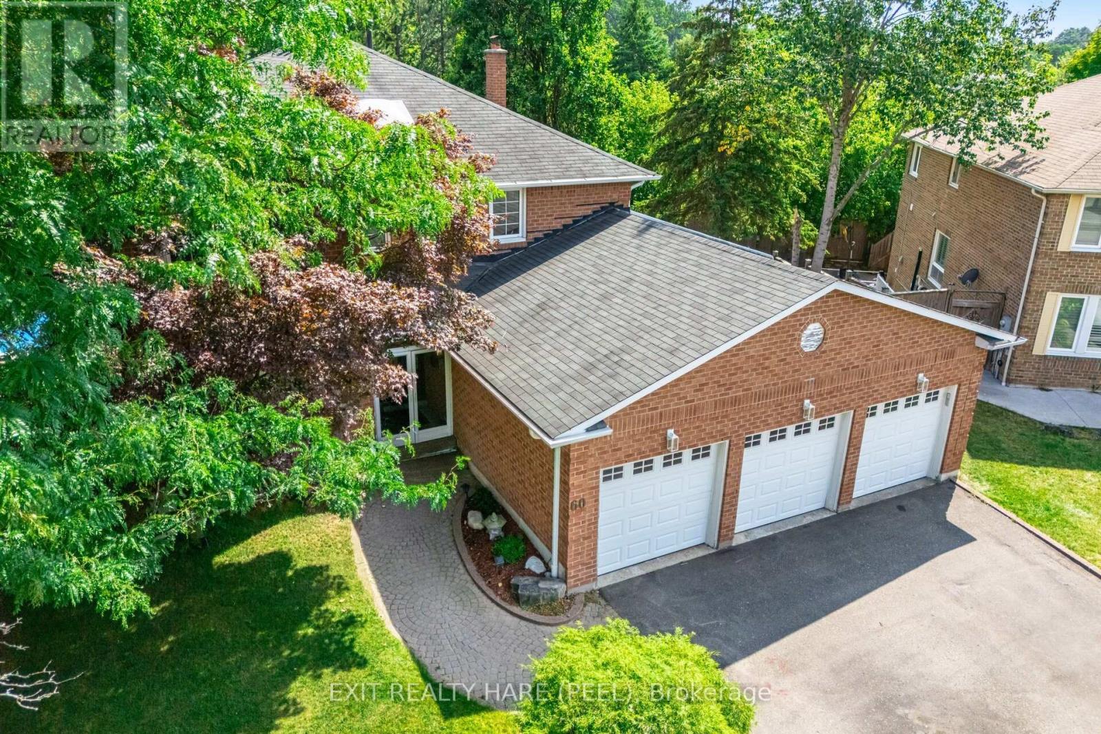 60 Esker Drive, Brampton, Ontario  L6Z 3C9 - Photo 4 - W13129930