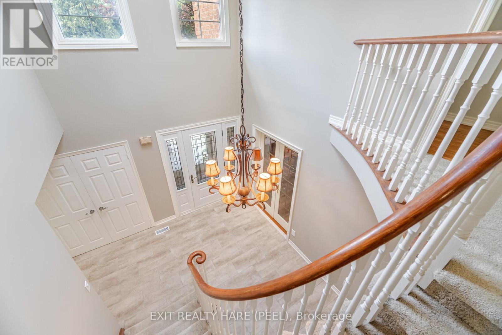 60 Esker Drive, Brampton, Ontario  L6Z 3C9 - Photo 5 - W13129930