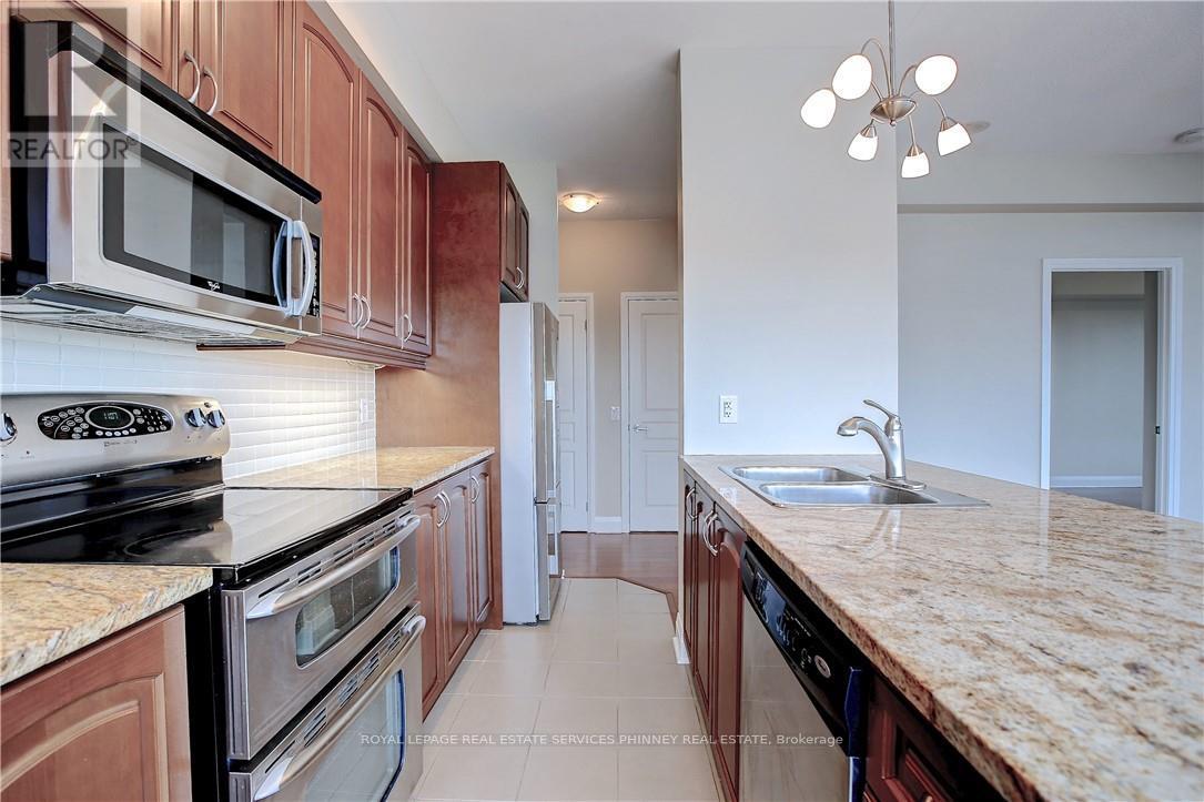 806 - 1 Hurontario Street, Mississauga, Ontario  L5G 0A3 - Photo 10 - W13129960