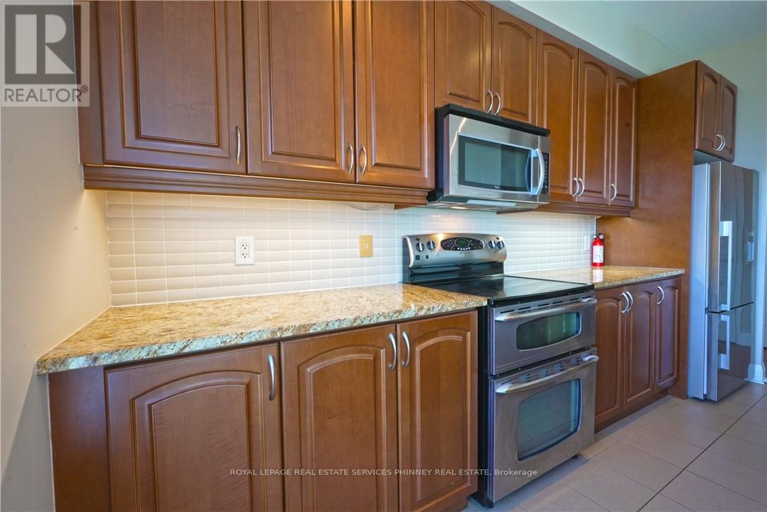806 - 1 Hurontario Street, Mississauga, Ontario  L5G 0A3 - Photo 14 - W13129960