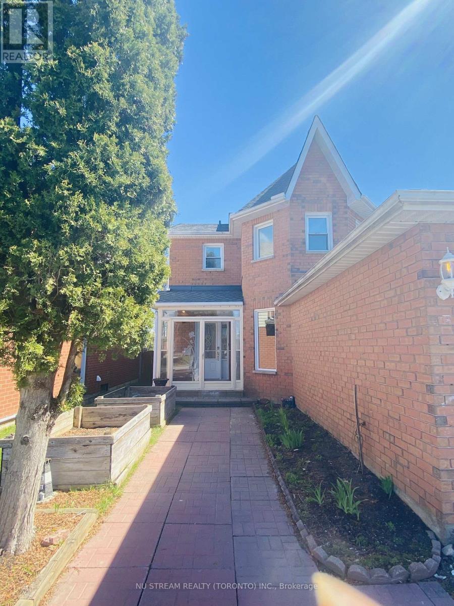 25 Quance Street, Barrie (Holly), Ontario  L4N 7M3 - Photo 2 - S13129548