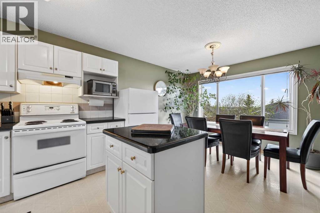 33 Harvest Oak Circle Ne, Calgary, Alberta  T3K 4S6 - Photo 10 - A2309830