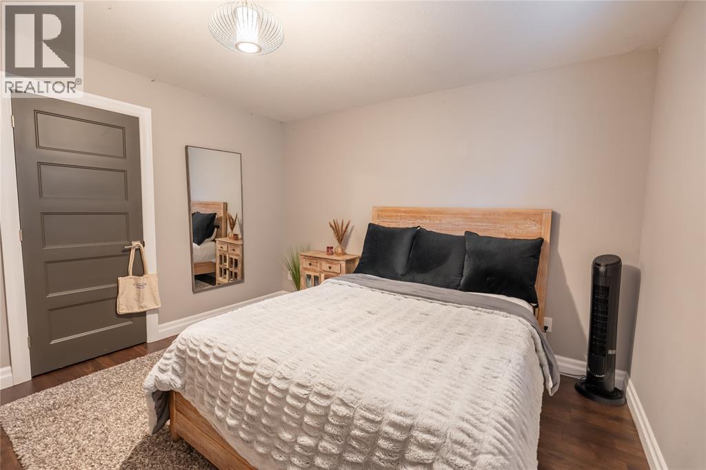 482 Autumn Breeze Drive, Sarnia, Ontario  N7S 0C4 - Photo 32 - 26010773