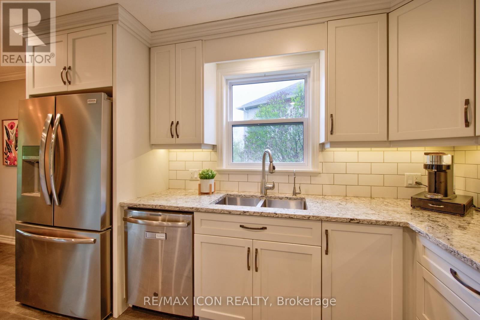 20 Stiefelmeyer Crescent, Wilmot, Ontario  N3A 2L1 - Photo 10 - X13129852