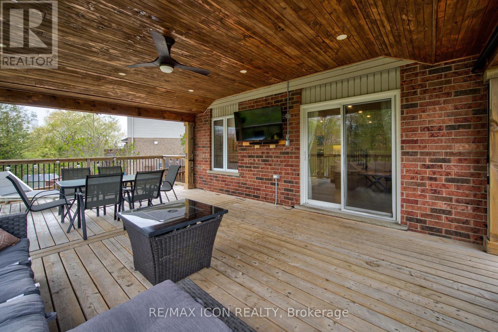 20 Stiefelmeyer Crescent, Wilmot, Ontario  N3A 2L1 - Photo 40 - X13129852