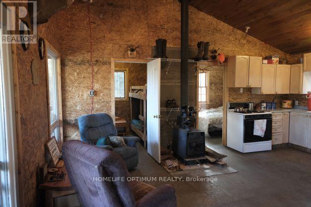 927 Con 4 & 5 Rd W, Huntsville, Ontario  P0B 1L0 - Photo 4 - X13129956