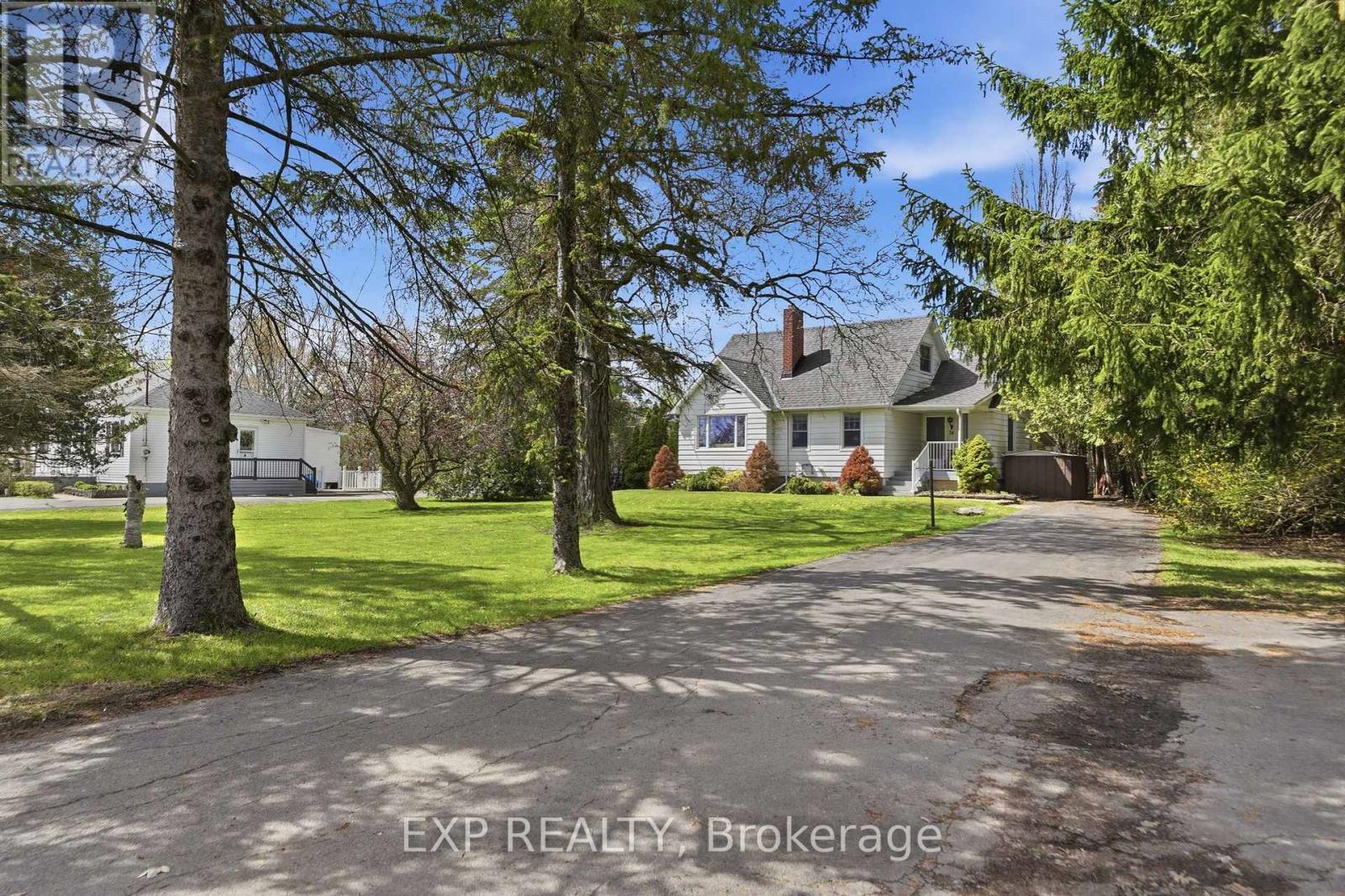 74 Sidney Street, Belleville, Ontario  K8P 3Y8 - Photo 2 - X13110348