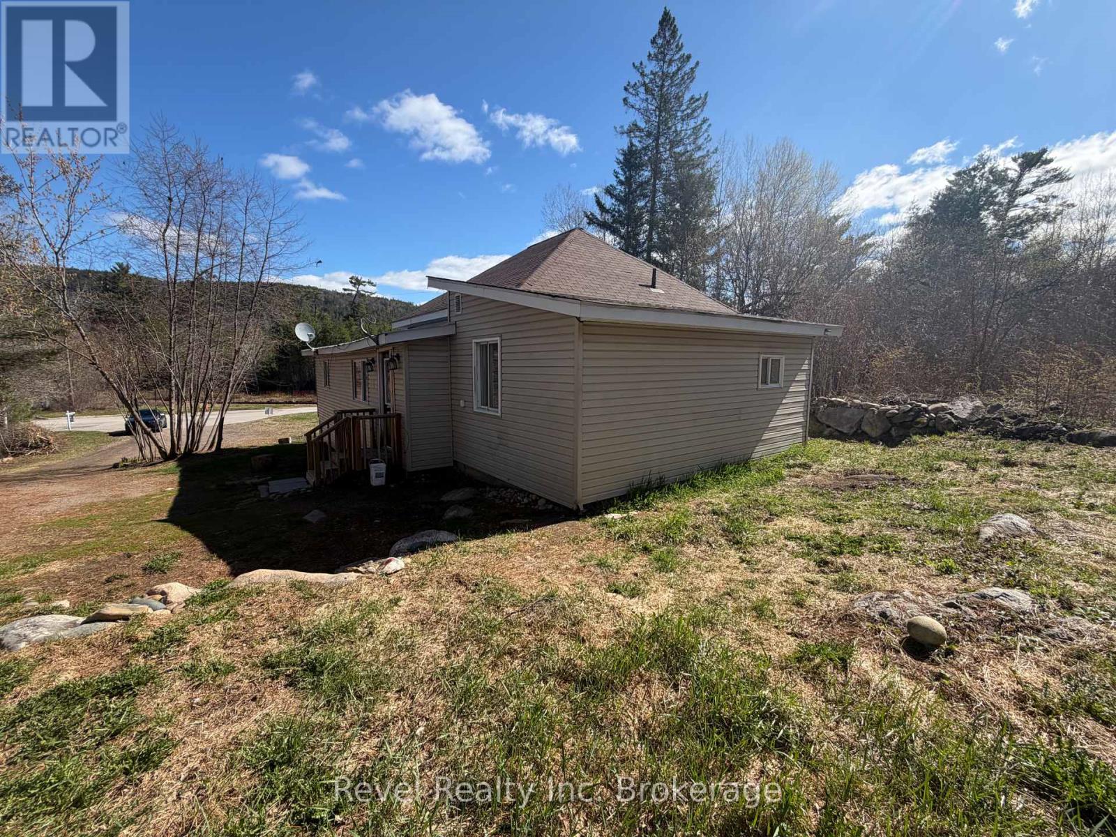 442 Pine Street, Mattawa, Ontario  P0H 1V0 - Photo 5 - X13129976