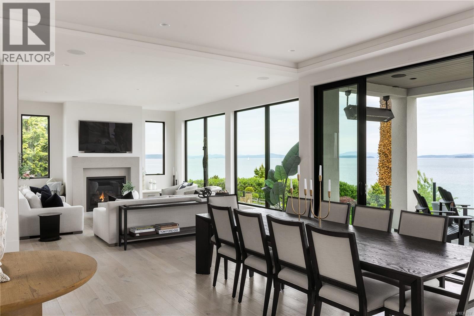 8425 Lochside Dr, Central Saanich, British Columbia  V8M 1T9 - Photo 19 - 1036937