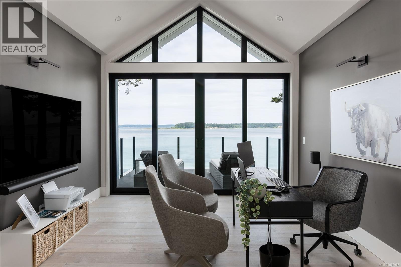8425 Lochside Dr, Central Saanich, British Columbia  V8M 1T9 - Photo 44 - 1036937