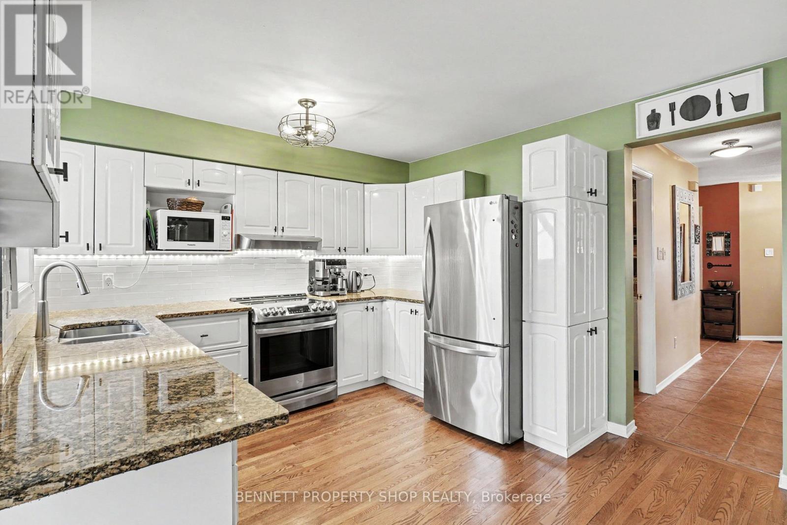 1 Inwood Drive, Ottawa, Ontario  K2M 2A4 - Photo 8 - X13118800