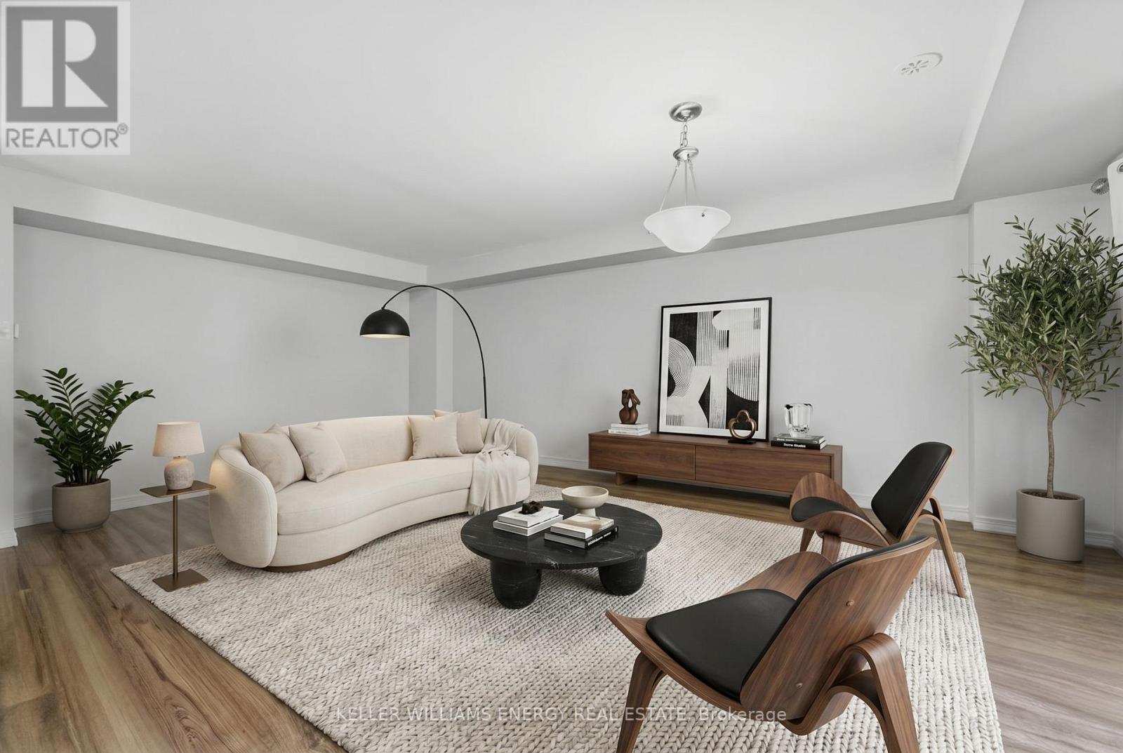 67 Tabaret Crescent, Oshawa, Ontario  L1L 0G5 - Photo 6 - E13129974