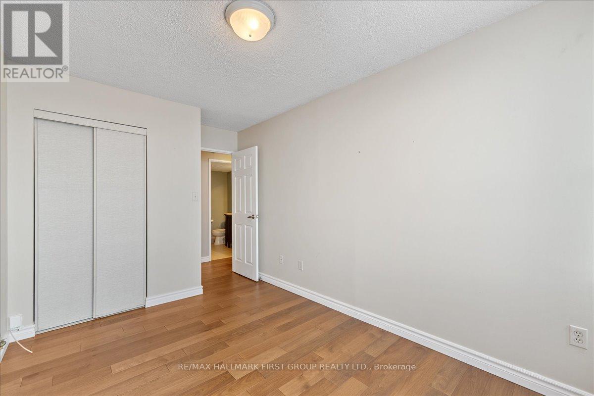 14 - 55 William Street E, Oshawa, Ontario  L1G 7C9 - Photo 30 - E13130076
