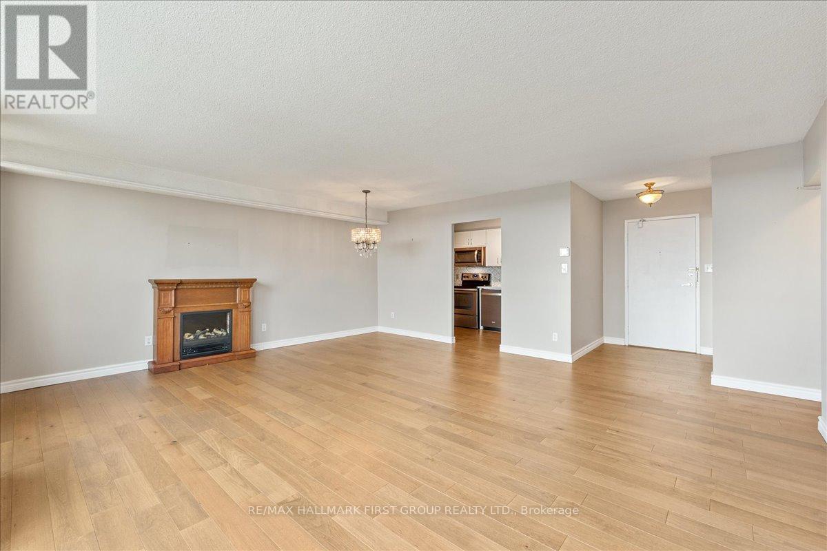 14 - 55 William Street E, Oshawa, Ontario  L1G 7C9 - Photo 8 - E13130076