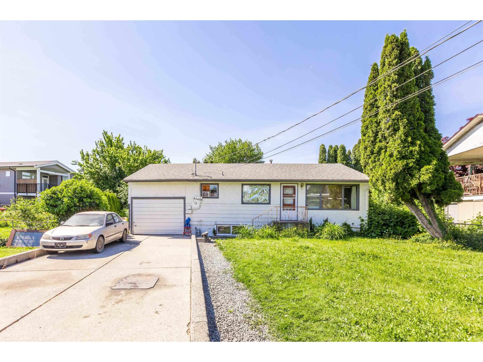 45488 Reece Avenue, Chilliwack Proper West, Chilliwack, British Columbia  V2P 3A3 - Photo 2 - R3123439