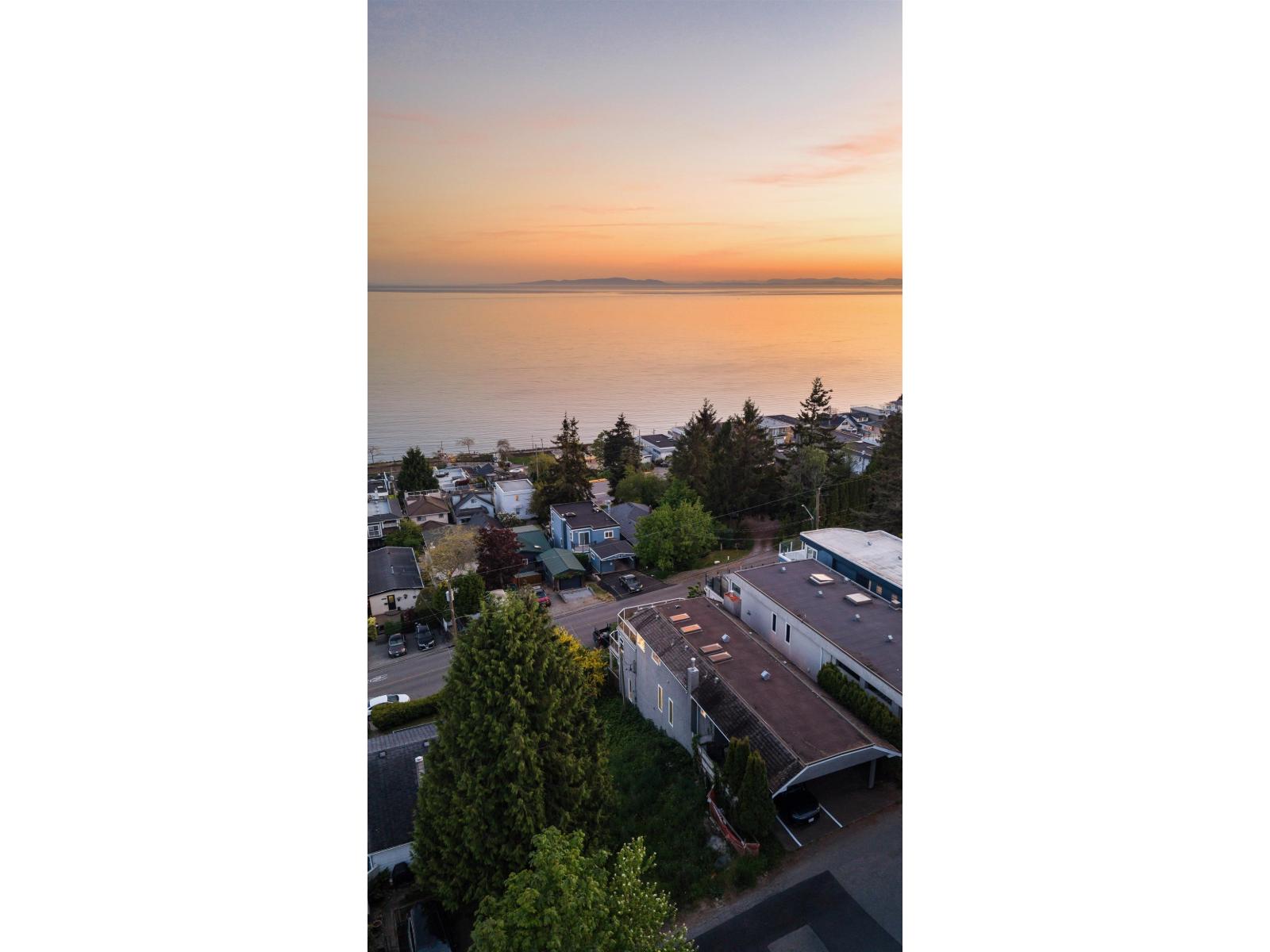 15519 Columbia Avenue, White Rock, British Columbia  V4B 1K5 - Photo 16 - R3123819