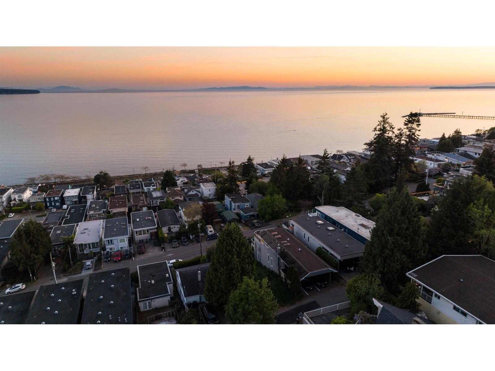 15519 Columbia Avenue, White Rock, British Columbia  V4B 1K5 - Photo 8 - R3123819