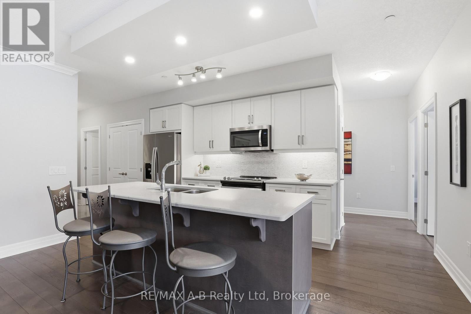 208 - 235 John Street N, Stratford, Ontario N5A 0H9 - Photo 13 - X13130138