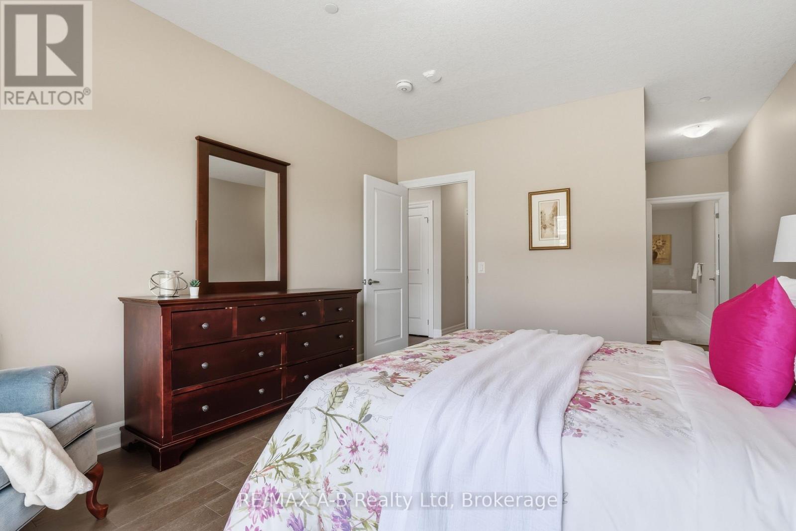 208 - 235 John Street N, Stratford, Ontario N5A 0H9 - Photo 17 - X13130138